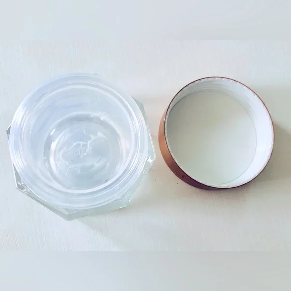 EMPTY Charlotte Tilbury Magic Cream 1.6 ounce Refillable EMPTY glass jar & box. - Picture 7 of 14